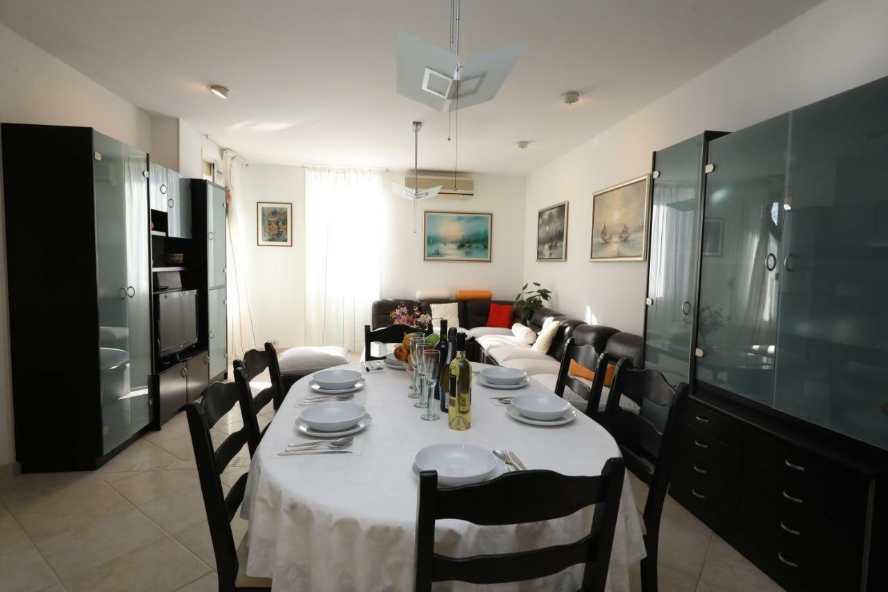 Apartment Riva Zadar Exterior photo